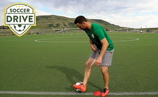 Bobby Burling demonstrating the chop, soccer turning technique